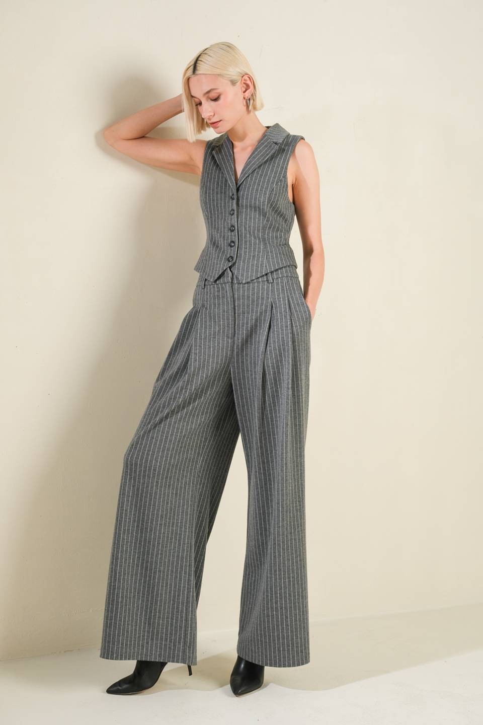WANNA BE LOVED WOVEN VEST Flying Tomato